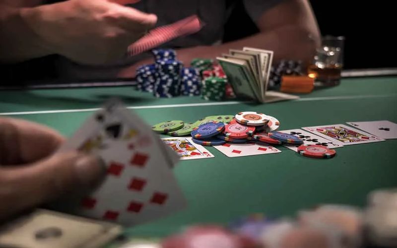 Khám phá các mẹo chơi Poker hay nhất 